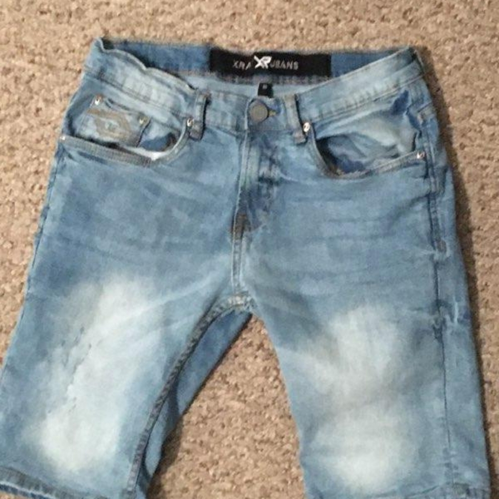 X RAY JEANS shorts sized 30